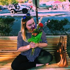 Meet your Posher, Ashley